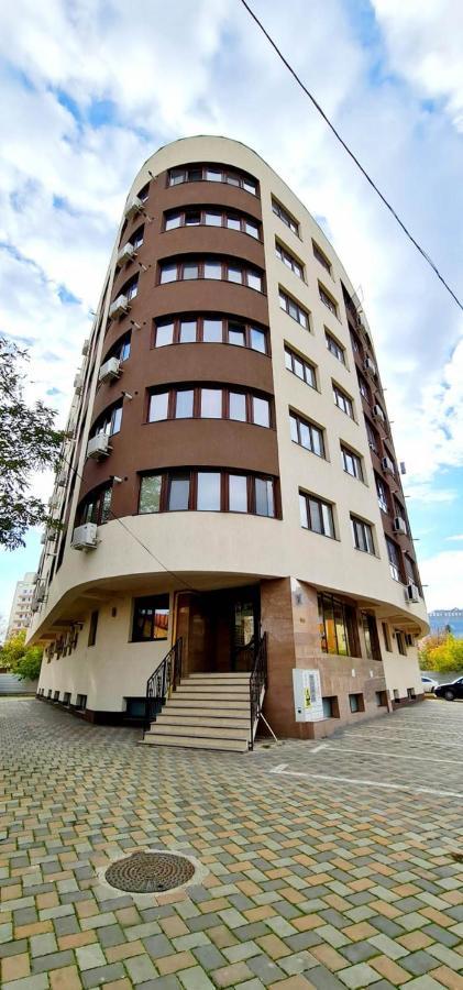 Elyse Comfortable Apartment Close To Palas Mall Ясси Екстер'єр фото