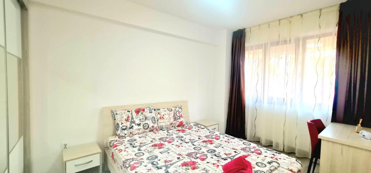 Elyse Comfortable Apartment Close To Palas Mall Ясси Екстер'єр фото