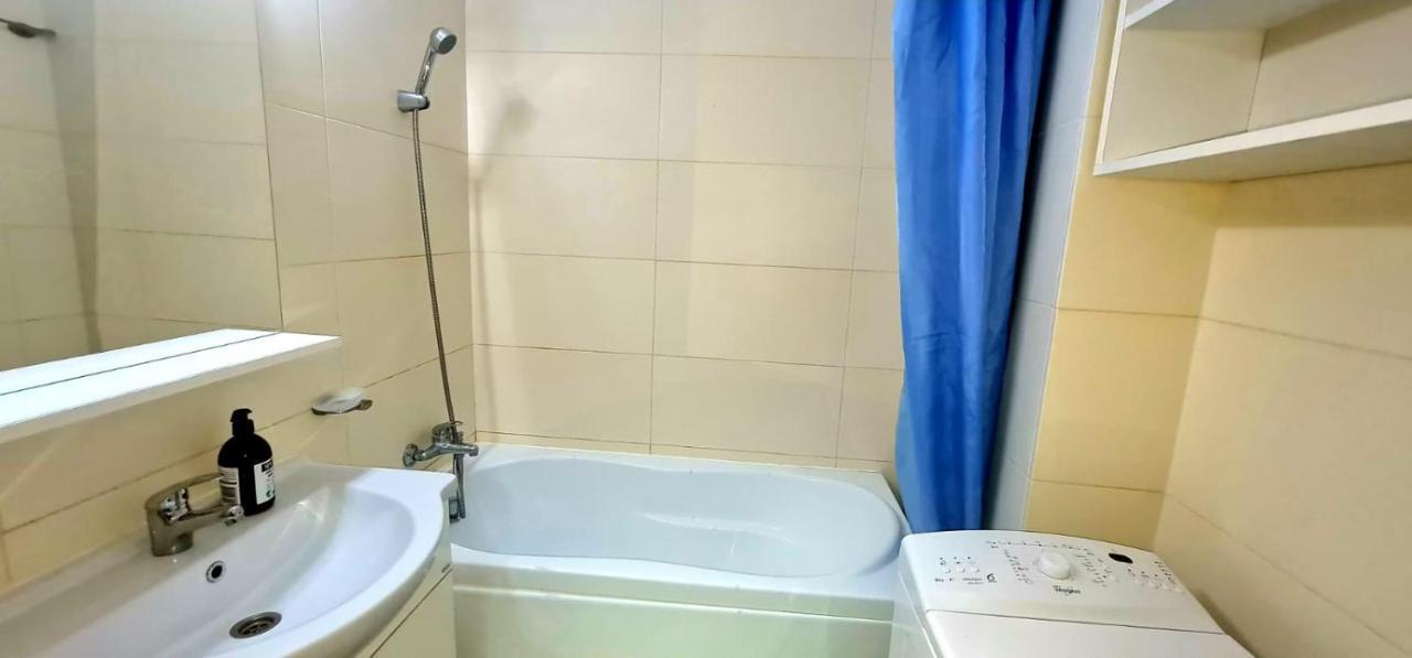 Elyse Comfortable Apartment Close To Palas Mall Ясси Екстер'єр фото